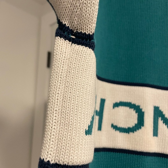 Authentic Men’s Givenchy Sweater Size Large - Picture 15 of 15